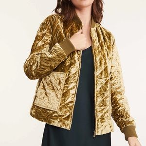 🌵NWT🌵Lou & Grey Green Velour Bomber Jacket